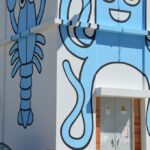 Sul Informação - Se de repente um Posto de Transformação estiver coberto de bonecos, isso é arte para a comunidade