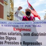 Sul Informação - Desfile do 1º de Maio destaca perda de direitos laborais durante a pandemia [fotogaleria]