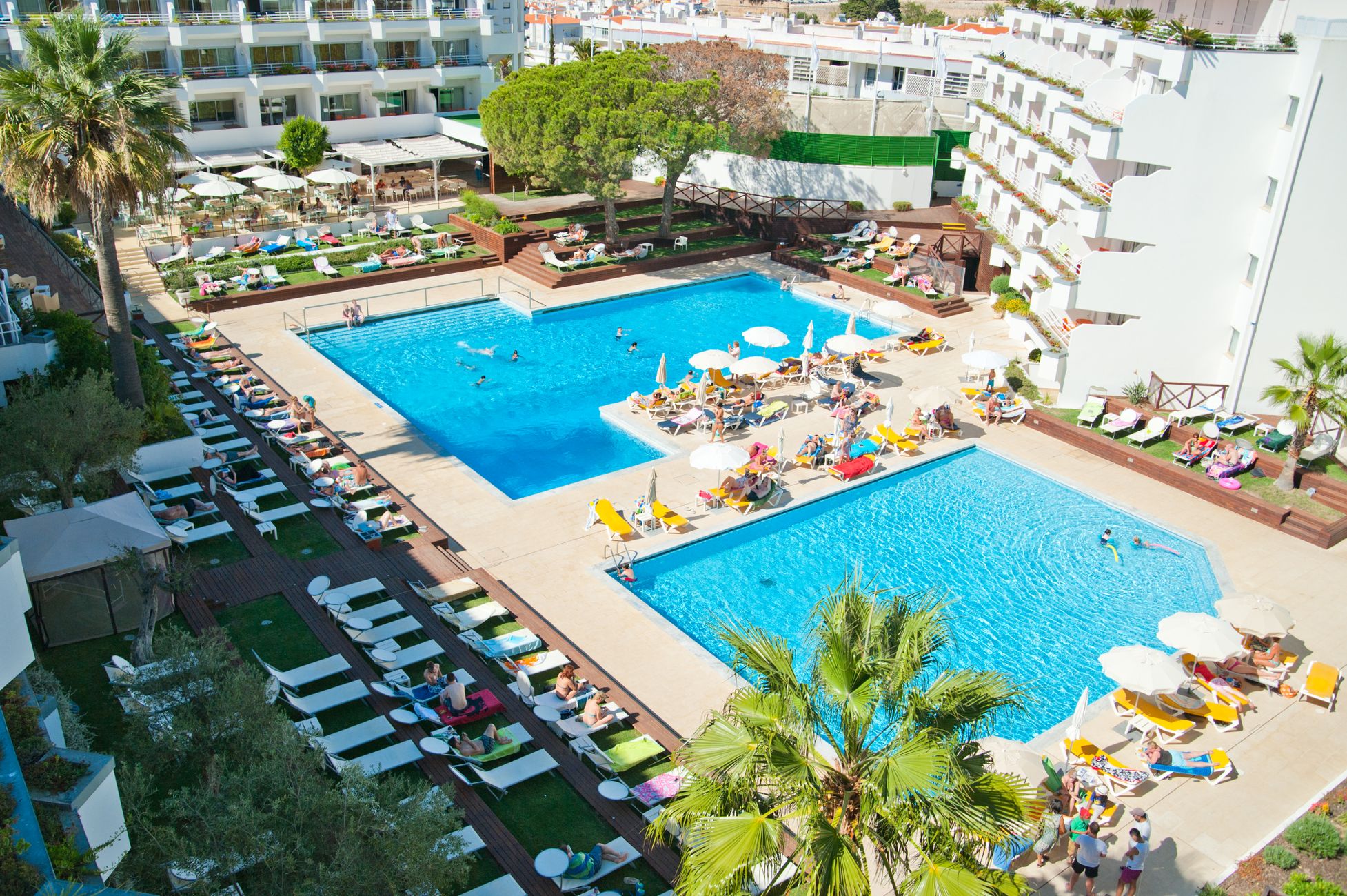 Sul Informação - Algarve é a região do país com mais hotéis com «incríveis piscinas»
