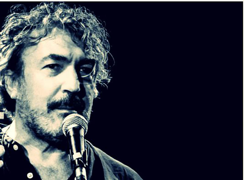 Sul Informação - André Gago traz «Canções para Poetas» ao Teatro Municipal de Portimão