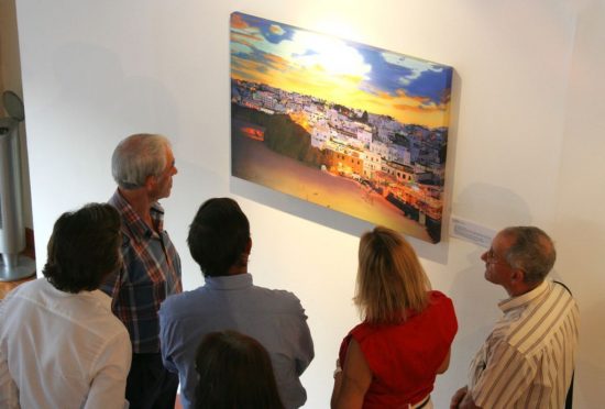 Sul Informação - Exposição de pintura e escultura quer «promover o trabalho das gentes» de Albufeira