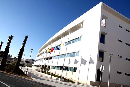 Sul Informação - Pais não deixaram fechar duas escolas básicas de Lagos