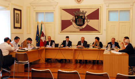 Sul Informação - Já foi aprovada a distribuição de pelouros e funções na Câmara de Loulé