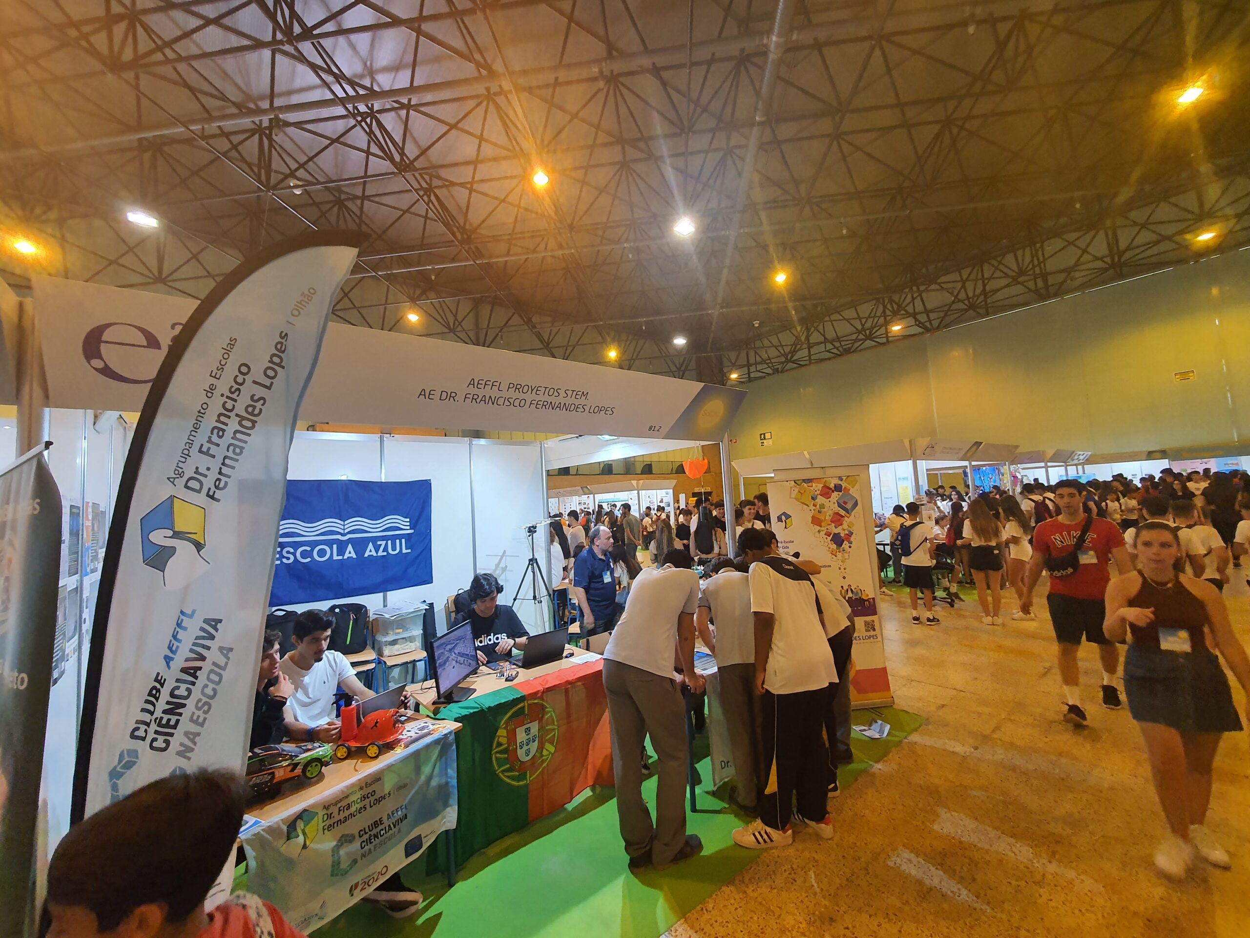 Sul Informação - Alunos de Olhão viajaram até Sevilha para participar na 21ª “Feria de la Ciencia”