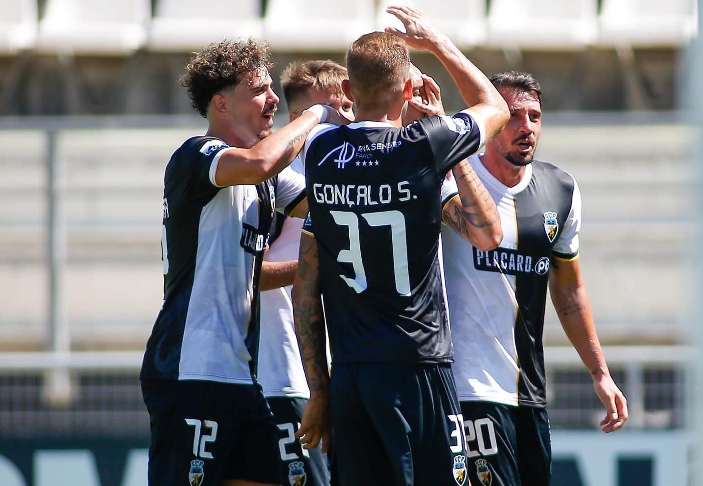 Sul Informação - Farense estreia-se a vencer contra o Torreense