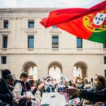 Sul Informação - Comitiva foi de Faro a Lisboa para entregar em mãos candidatura a Capital Europeia da Cultura