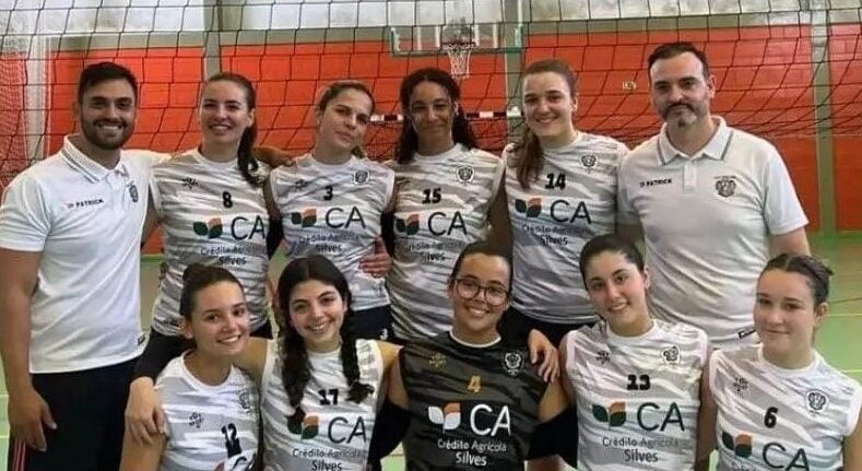 Sul Informação - Silves Futebol Clube vence Troféu Federação em juniores de voleibol feminino