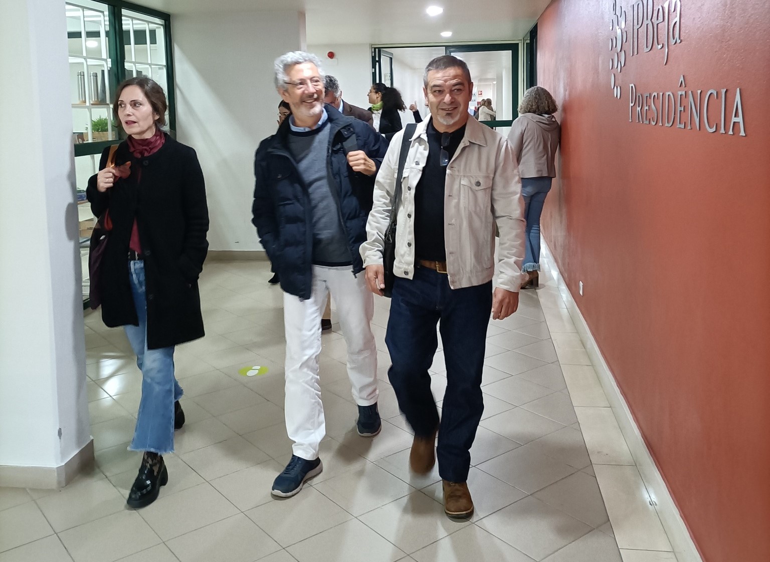 Sul Informação - Trabalho de ilustração de Hélder Oliveira em exposição no IPBeja até Janeiro