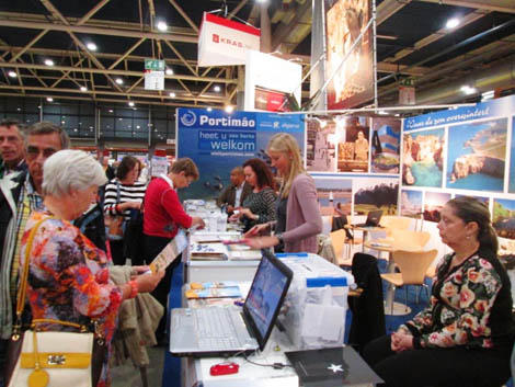 Sul Informação - Albufeira e Portimão fazem balanço positivo da participação na feira 50 Plus Bleurs de Utrecht