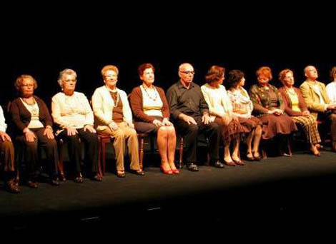 Sul Informação - Grupo de Teatro Sénior de Portimão estreia «Cortes e Recortes» no Tempo