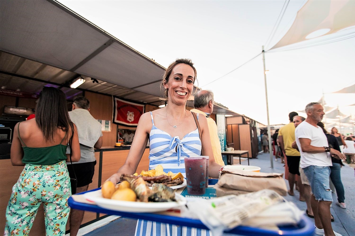 Sul Informação - Festival da Sardinha bate recorde com 110 mil entradas
