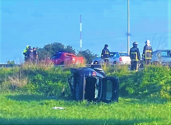 Sul Informação - Três homens feridos com gravidade em colisão na EN125 entre Faro e Olhão