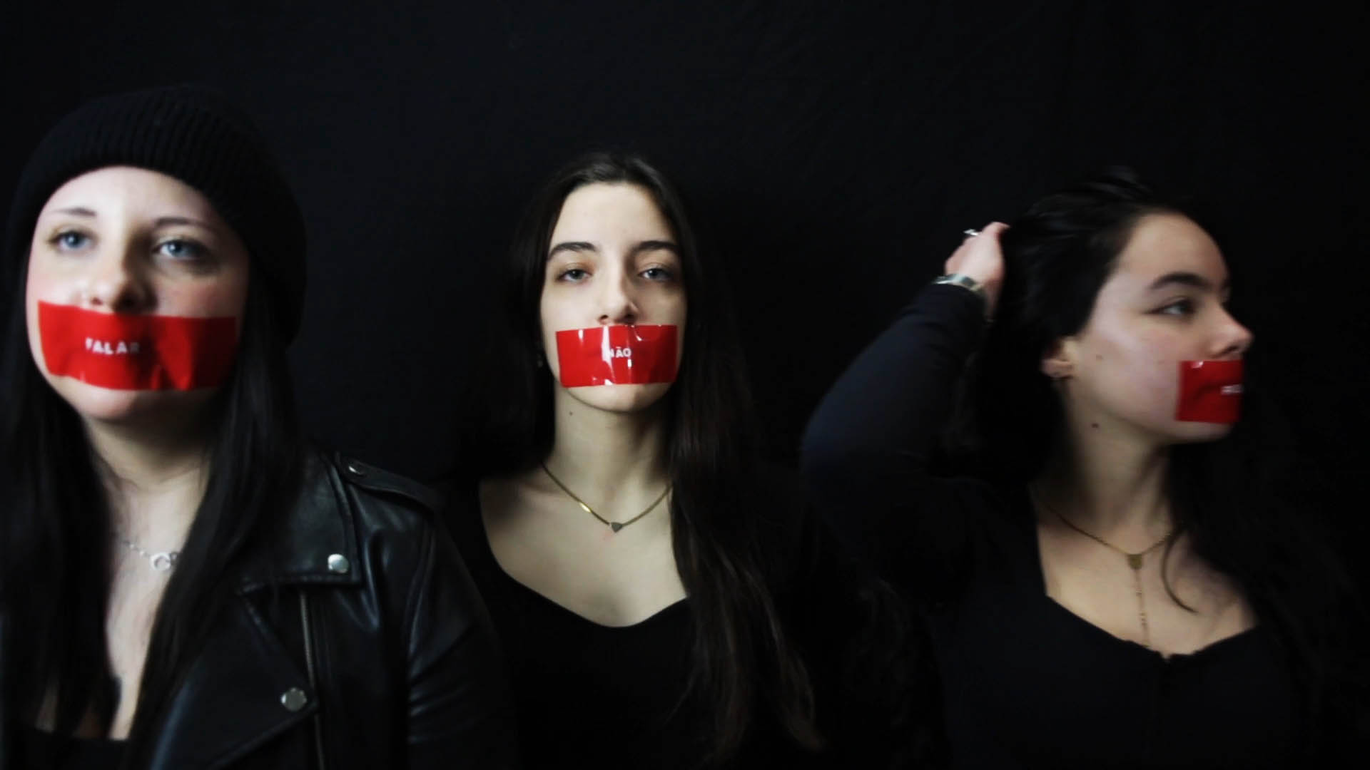 Sul Informação - Exposição multimédia «A liberdade é demais» mostra olhar de alunos de Olhão