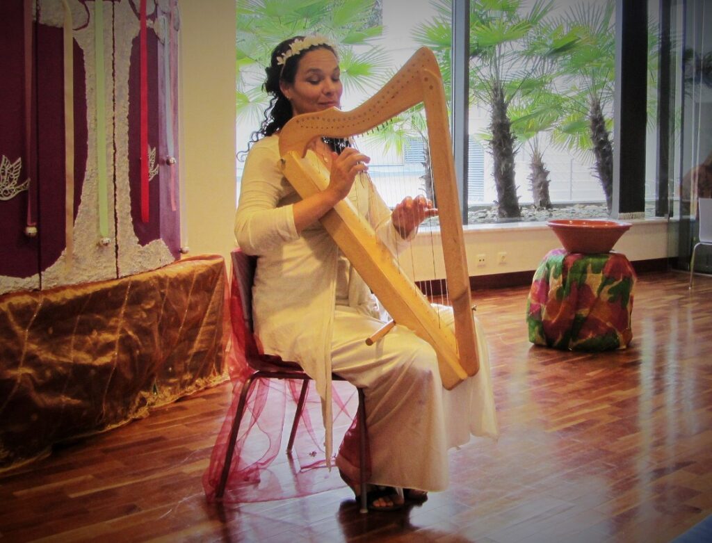 A moura e a harpa (2)