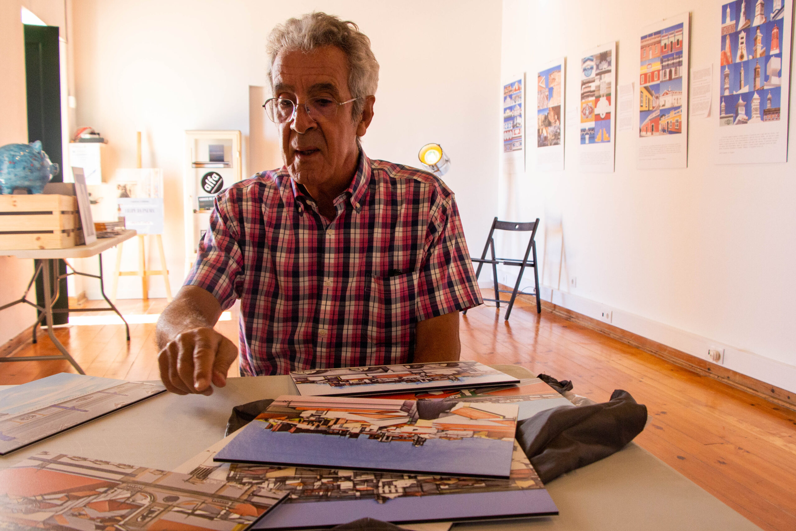 Sul Informação - Luís Santos apresenta Algarve com Traços e Formas na Galeria ARCO