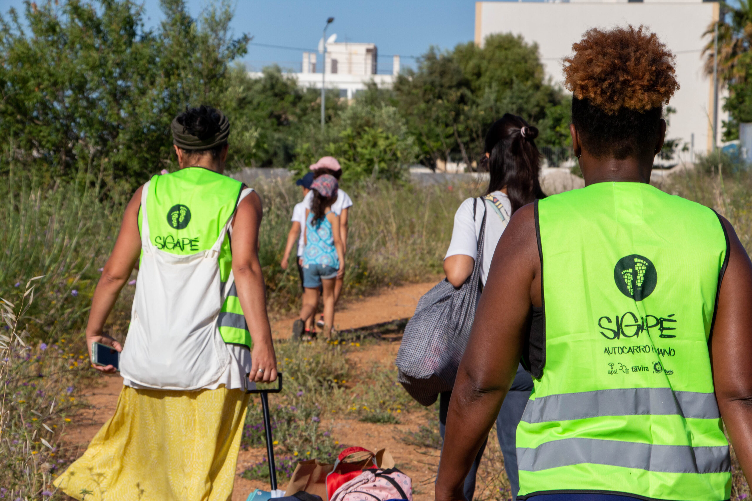 Sul Informação - Em Tavira, há um autocarro sem rodas que leva as crianças à escola