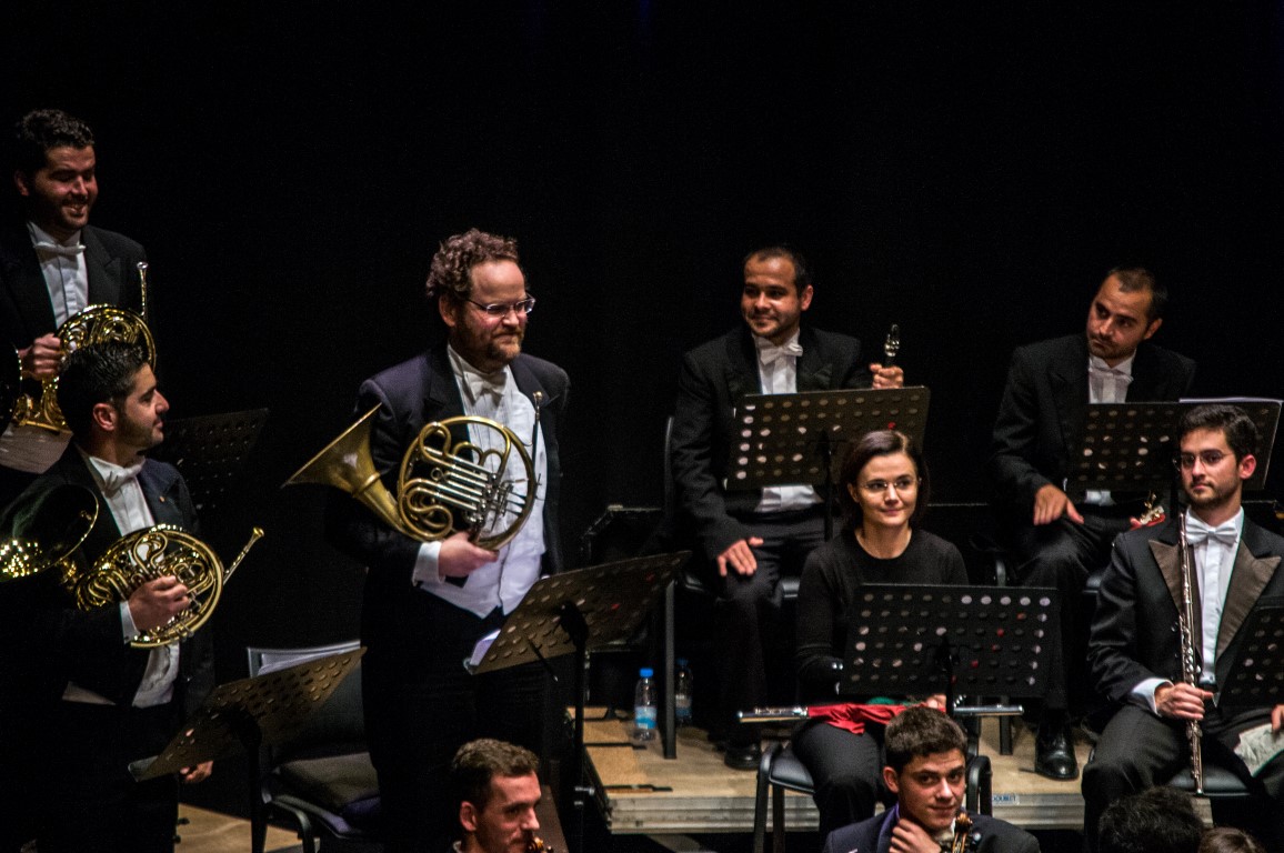 Sul Informação - “Os Sons do Destino” ecoaram no Cine-Teatro Louletano no arranque do FIMA [fotogaleria]