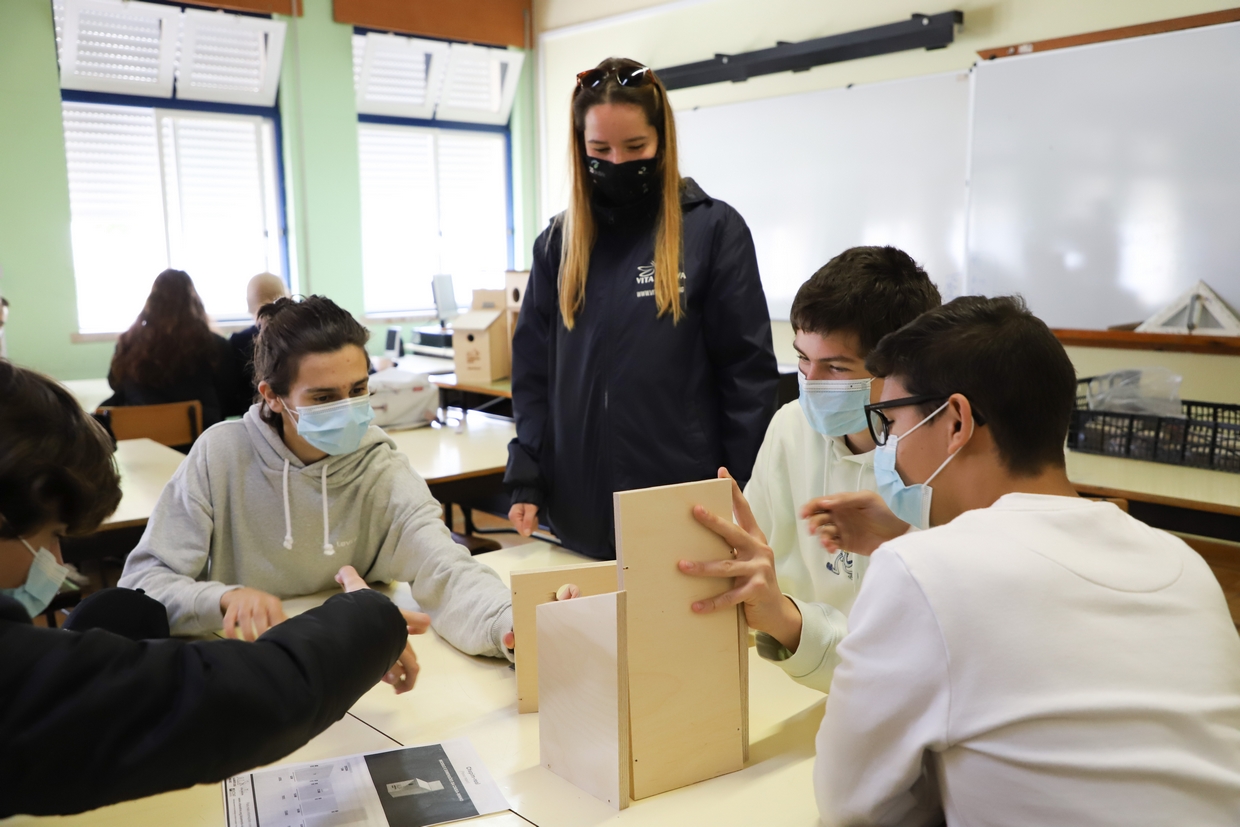 Sul Informação - Alunos de Castro Marim ajudam a criar “Alojamento Local para Aves”