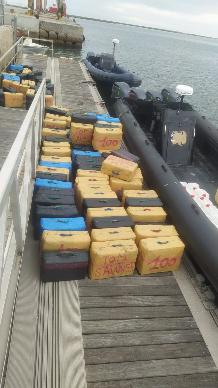 Sul Informação - Embarcação com mais de 4 toneladas de haxixe apreendida em Tavira