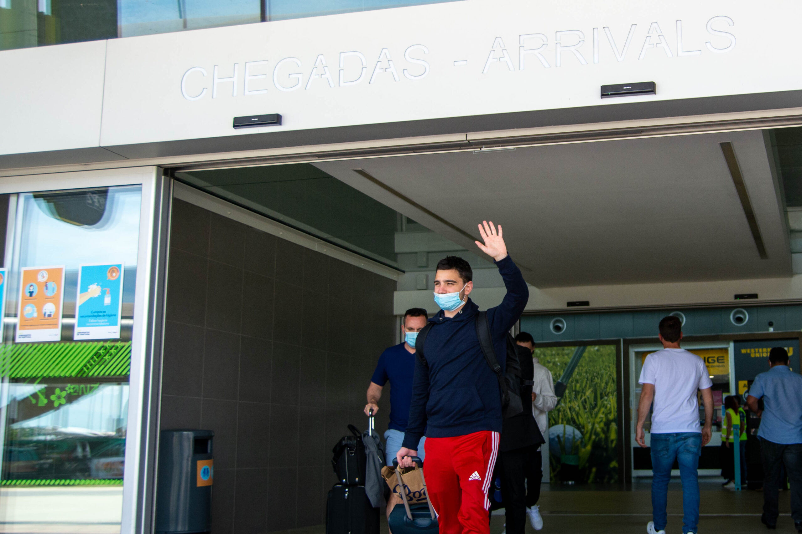 Sul Informação - “Welcome back”: Turistas britânicos regressam em força ao Algarve