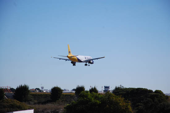 Sul Informação - Câmara de Faro também quer criar taxa para o Aeroporto e PSD Algarve exige explicações à ANA