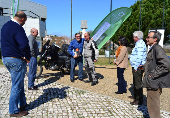 Sul Informação - Rui Nuno partiu de Aljezur para viagem de moto até à África do Sul