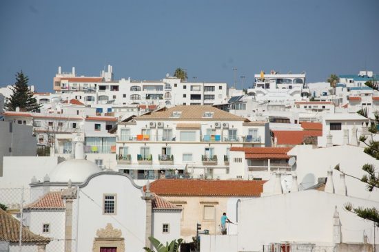 Sul Informação - Comprar casa no Algarve ficou mais caro 4% no segundo trimestre do ano