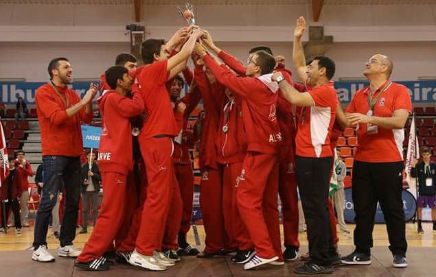 Sul Informação - Algarve sagrou-se campeão nacional de basquetebol em sub-14 masculinos pela primeira vez
