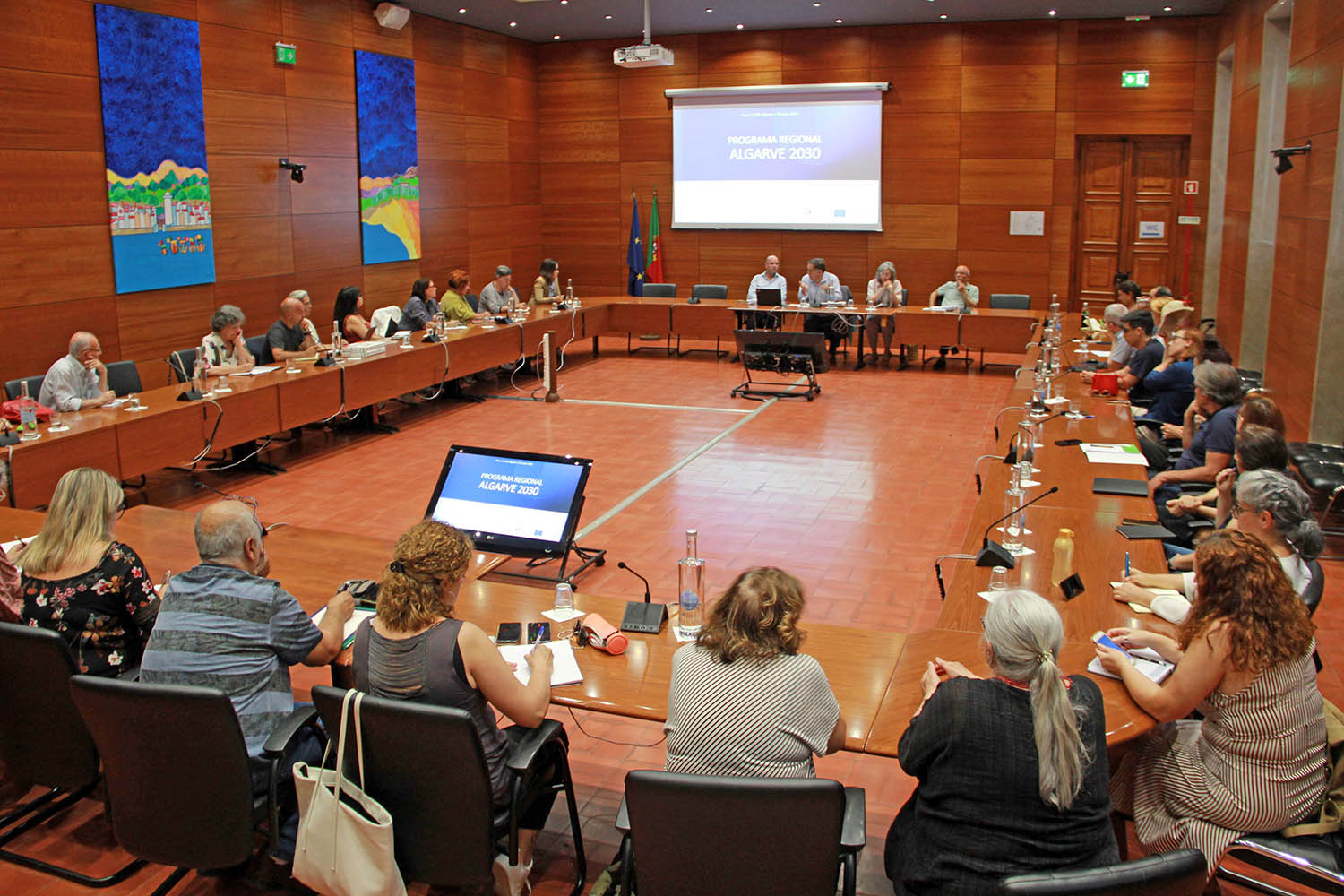 Sul Informação - Programa Regional do Algarve foi apresentado a associações e agentes culturais