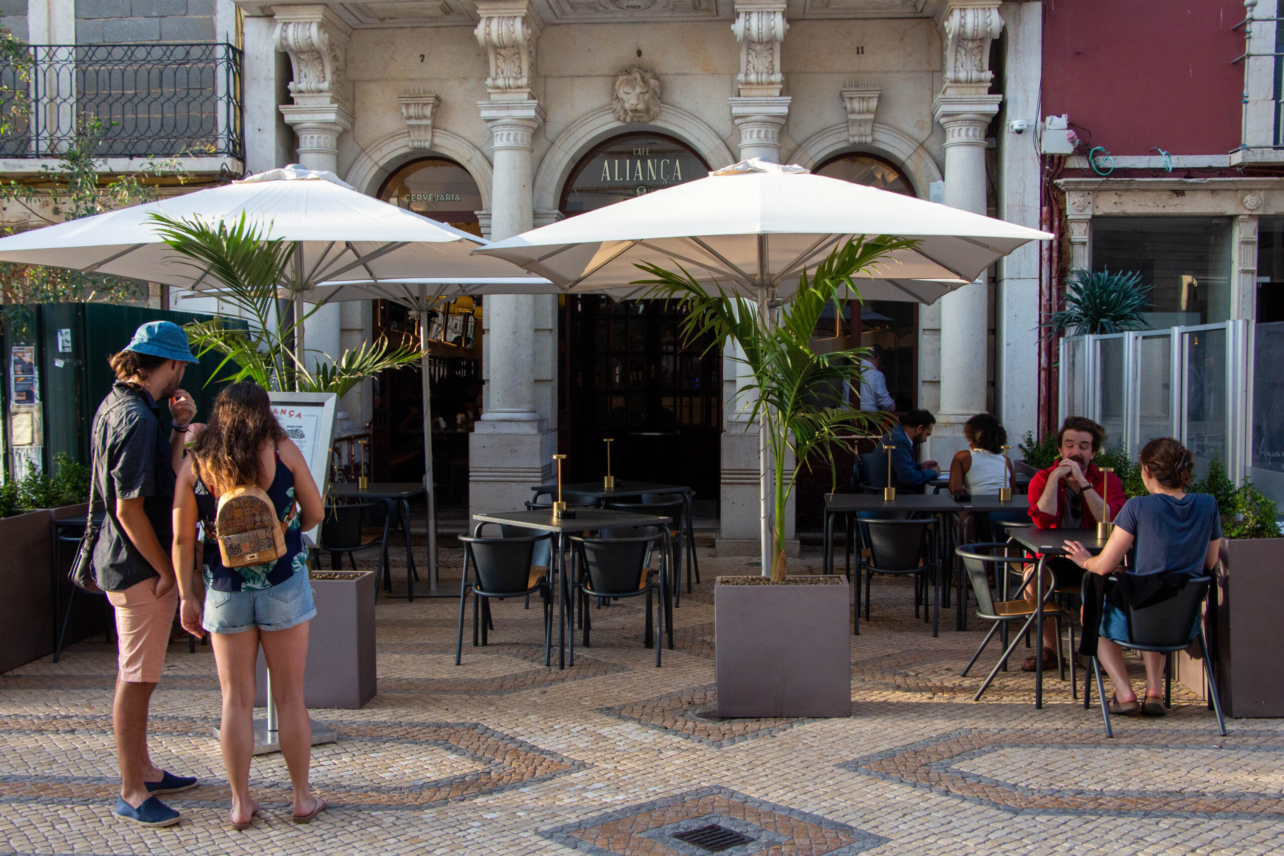 Sul Informação - Aliança reabre com nova gerência e conceito de café, restaurante e bar 