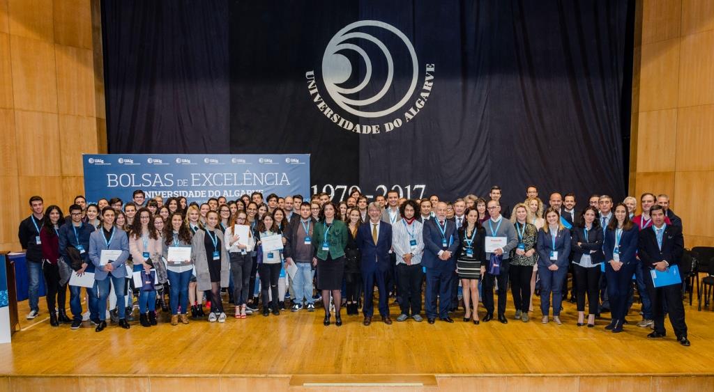 Sul Informação - Alunos da Universidade do Algarve voltam a ser premiados com bolsas de excelência