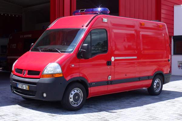 Sul Informação - Rotários oferecem nova ambulância aos Bombeiros de São Brás de Alportel