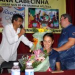 Sul Informação - Sorrisos, abraços e algumas lágrimas na receção de Pechão a Ana Cabecinha