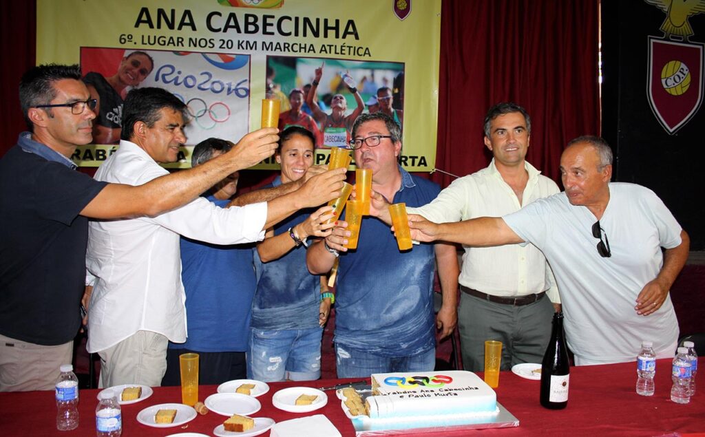 Ana Cabecinha recebida em festa no Pechão_16