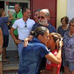 Sul Informação - Sorrisos, abraços e algumas lágrimas na receção de Pechão a Ana Cabecinha