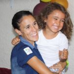Sul Informação - Sorrisos, abraços e algumas lágrimas na receção de Pechão a Ana Cabecinha