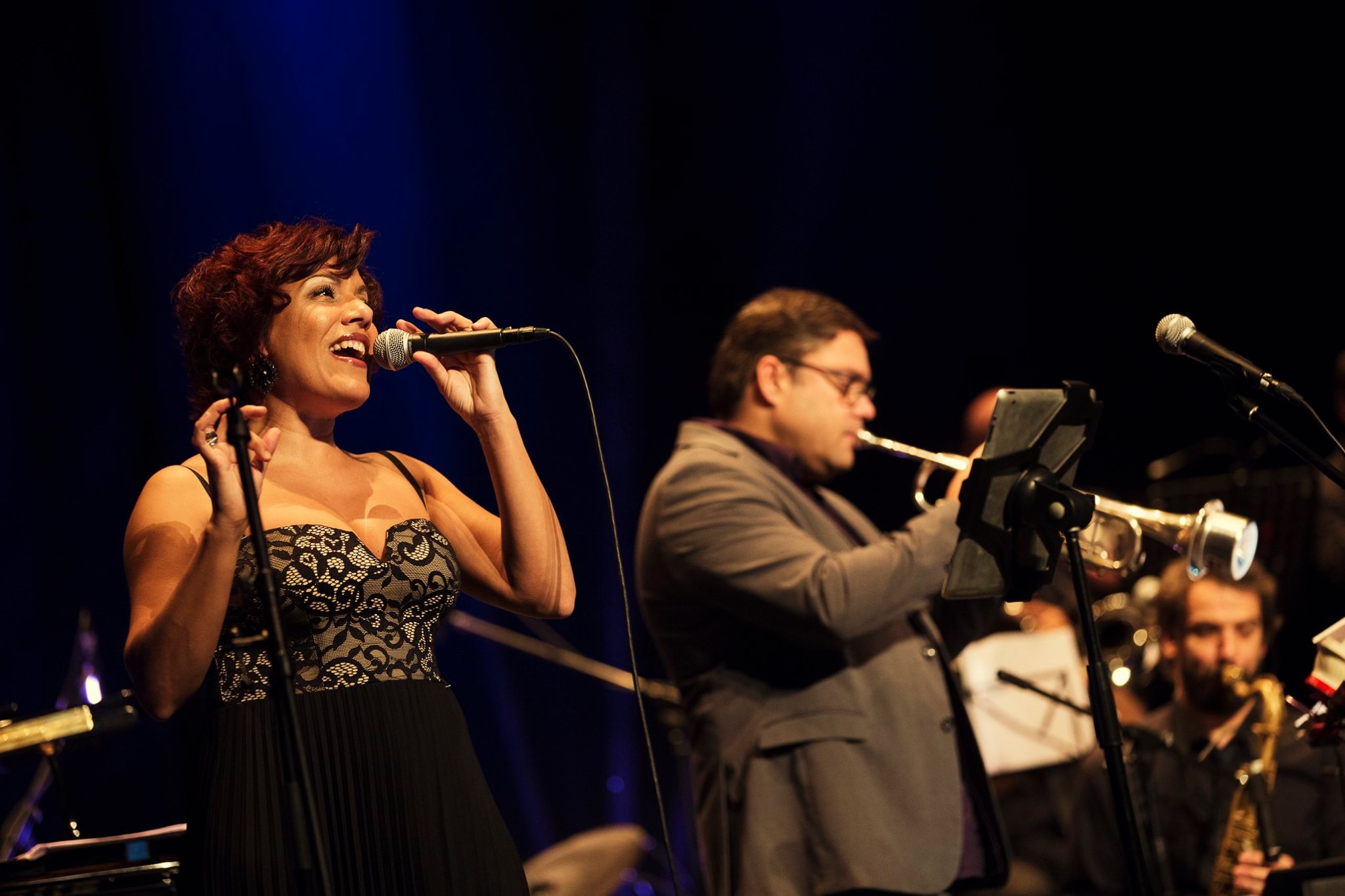 Sul Informação - Orquestra de Jazz do Algarve convida Ana Rita Inácio e Armindo Neves para fazer viagem pela fusão no Jazz»