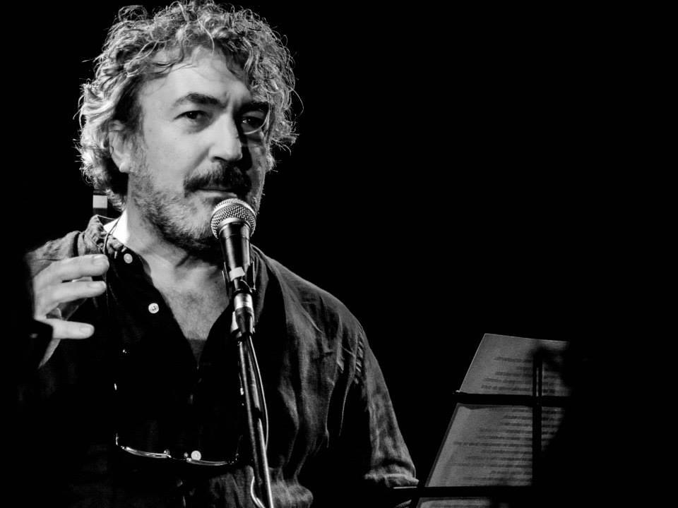 Sul Informação - Música falada e outras poesias fazem-se ouvir no Ginásio Clube de Faro