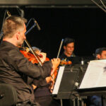Sul Informação - Filipe Raposo e Orquestra Clássica do Sul deram música ao 15º aniversário do Teatro das Figuras