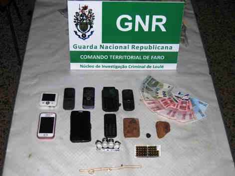 Sul Informação - GNR deteve homem e apreendeu haxixe em Almancil