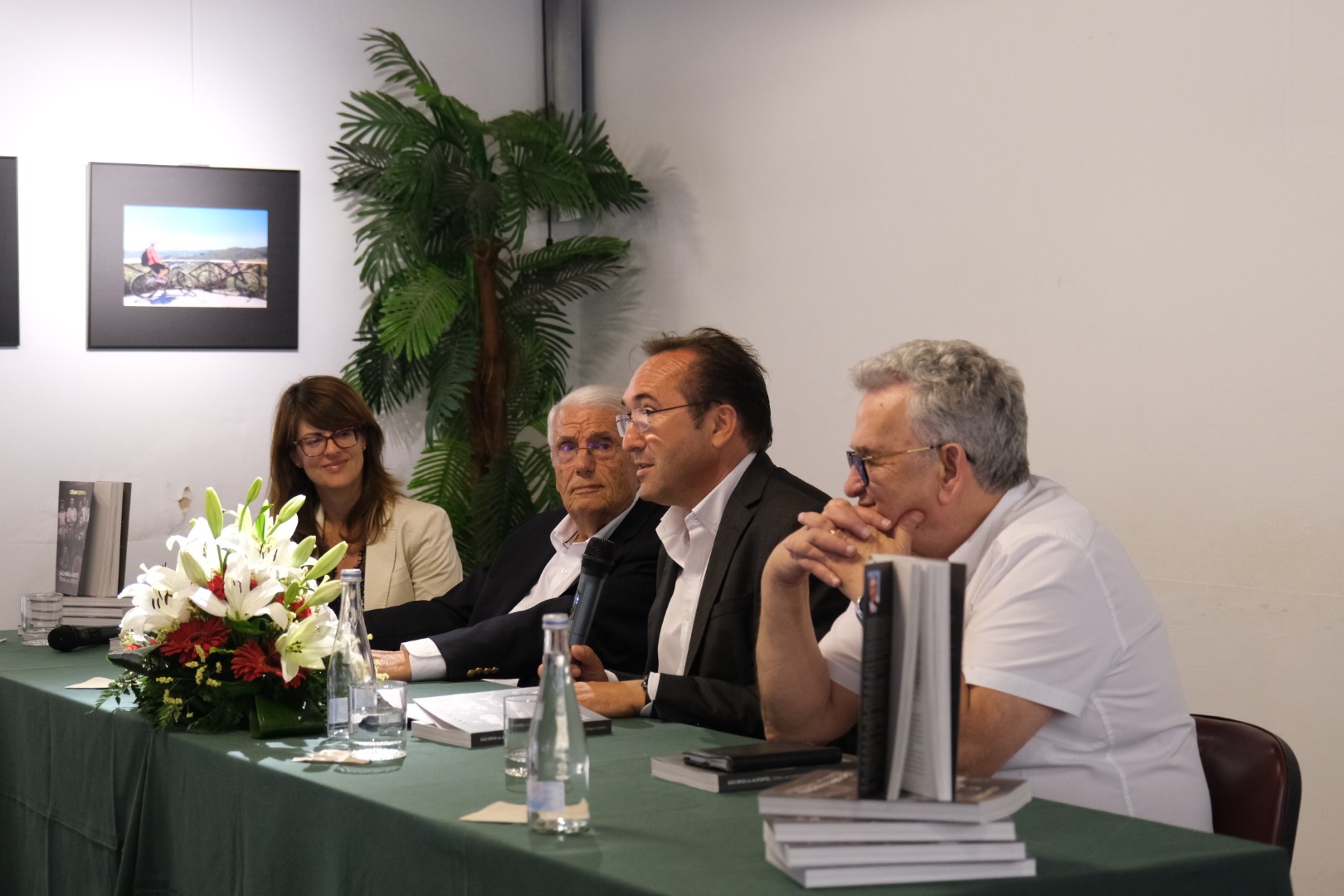 Sul Informação - Novo livro de César Correia conta a história de “São Brás de Alportel – Terra de Corticeiros”