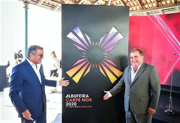 Sul Informação - Albufeira entra no novo ano com espetáculo inovador, Amor Electro e The Black Mamba