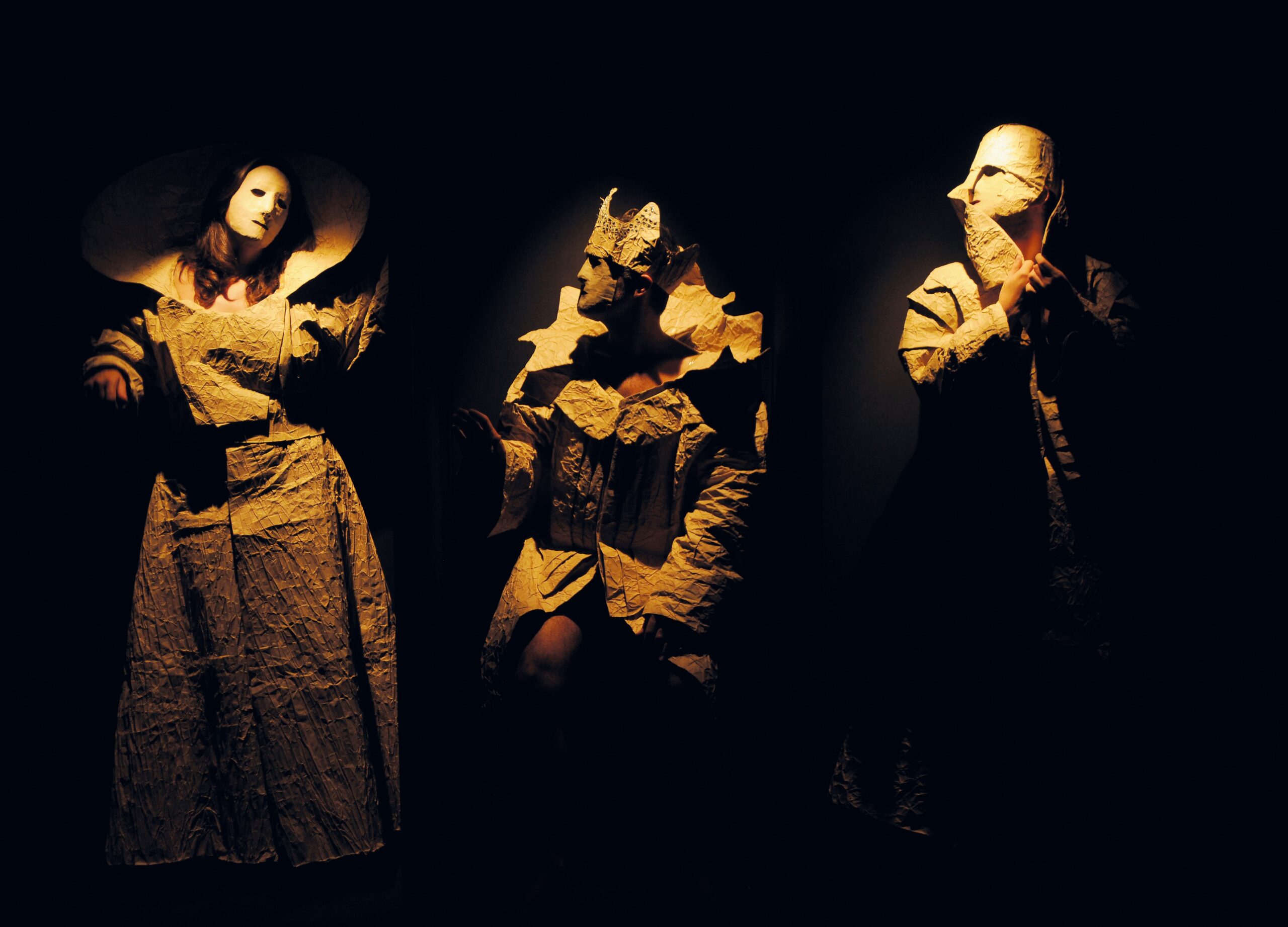 Sul Informação - Lethes exibe “Ardente – Memorial para Pedro e Inês”, um teatro sem palavras