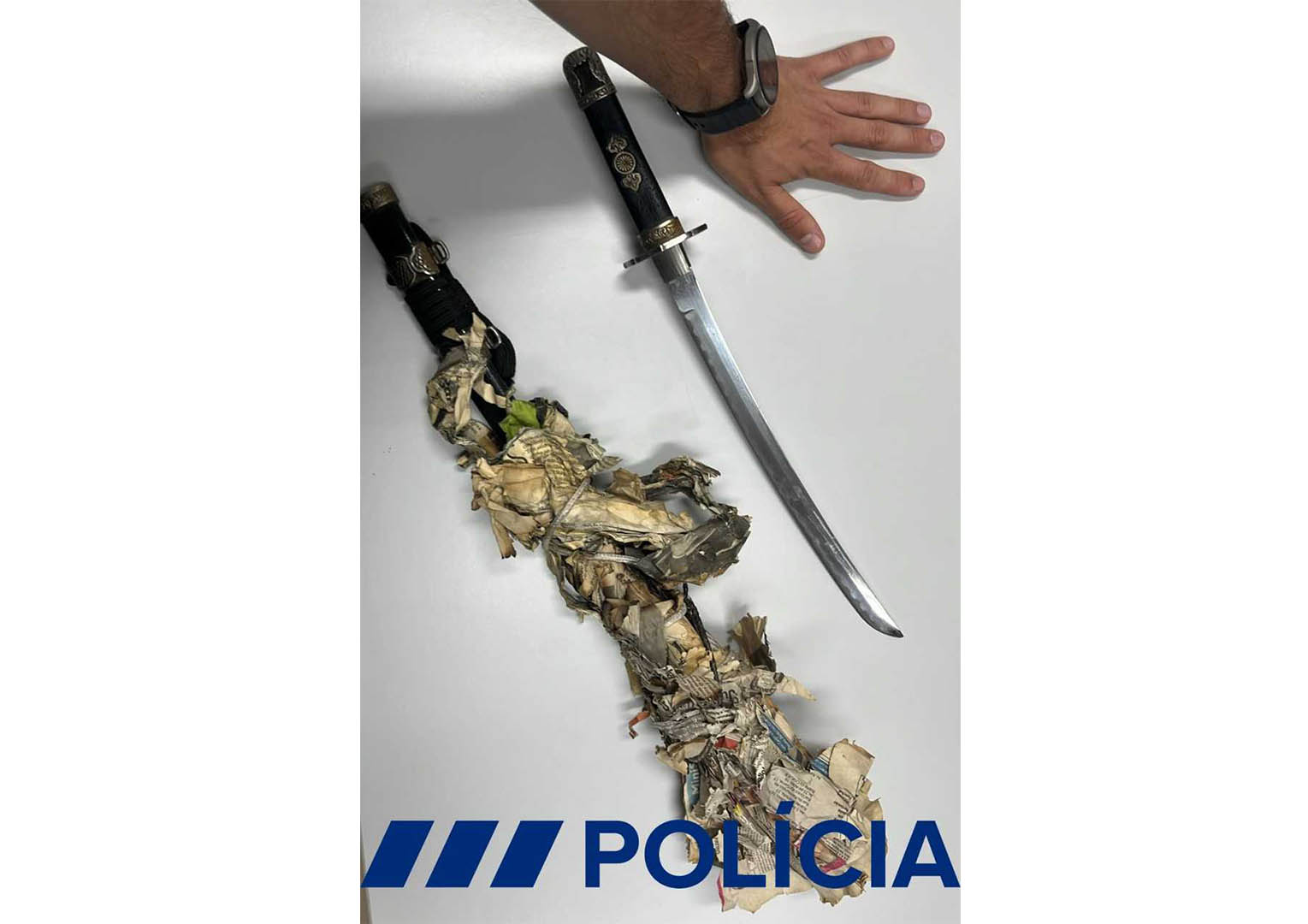 Sul Informação - Homem que assaltava na rua com grande faca detido em flagrante em Faro