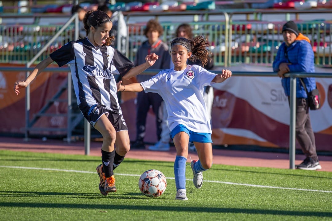 Sul Informação - Associação de Futebol do Algarve faz história com jogo de infantis 100% feminino