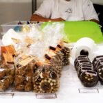 Sul Informação - Doces feitos com arte fazem crescer água na boca em Lagos