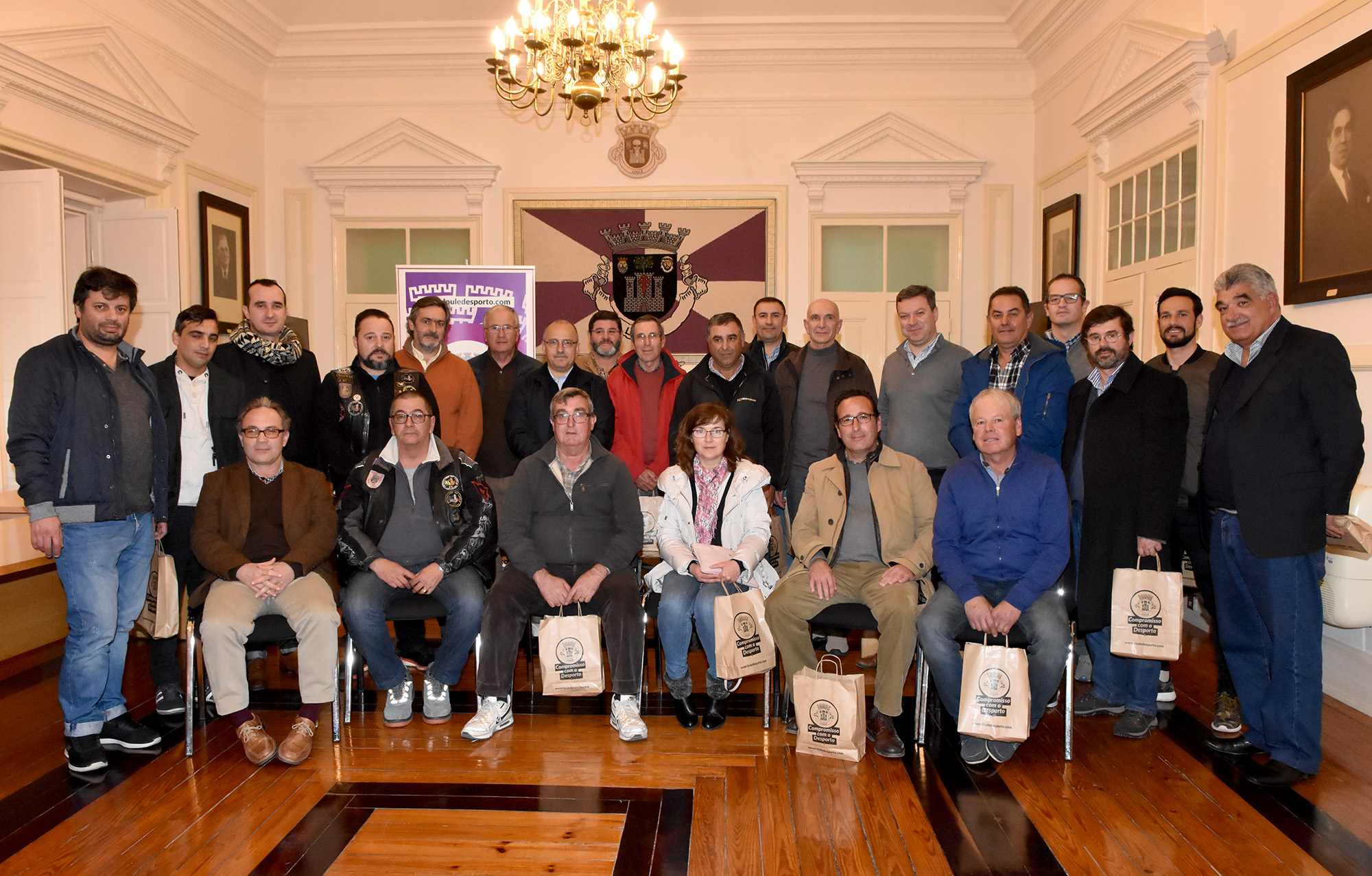 Sul Informação - Câmara de Loulé apoia clubes do concelho com 650 mil euros