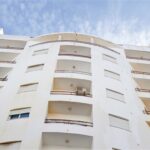 Sul Informação - Câmara de Loulé vai fazer obras preventivas em prédio inclinado de Quarteira