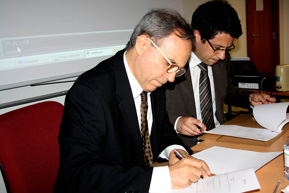 Sul Informação - Ordem dos Economistas vai ajudar jovens licenciados da UAlg a encontrar emprego