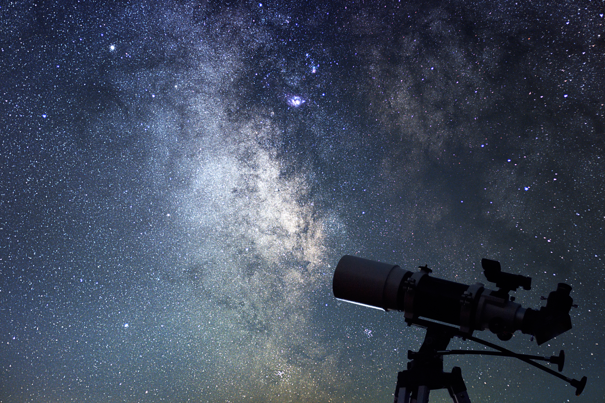 Sul Informação - Forum Algarve promove observações astronómicas da Lua